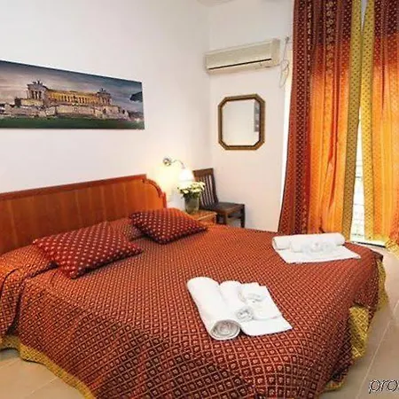 بيت ضيافة Panorama Of Via Veneto روما